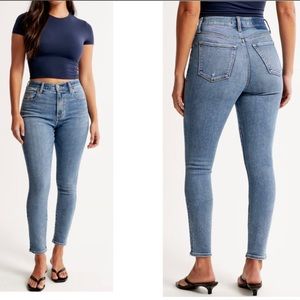 Abercrombie & Fitch High Rise Super Skinny Ankle